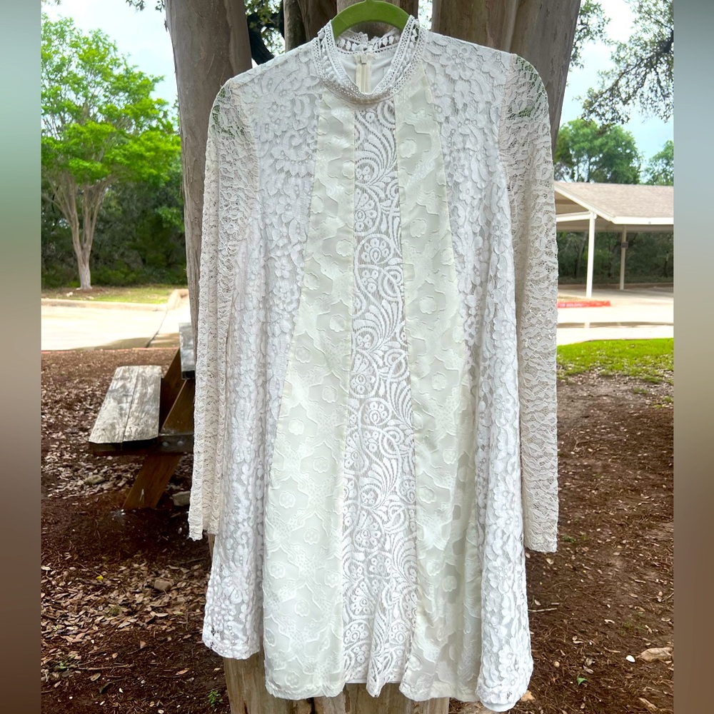 HD In Paris x Anthropologie Off White Lace Shift Short Dress